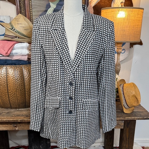 Vintage Jackets & Blazers - Vintage Marlene Black & White Houndstooth Blazer